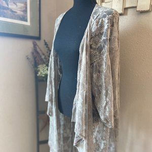 NWT Lularoe Shirley Lace Beige Rose Kimono Shawl Cardigan L